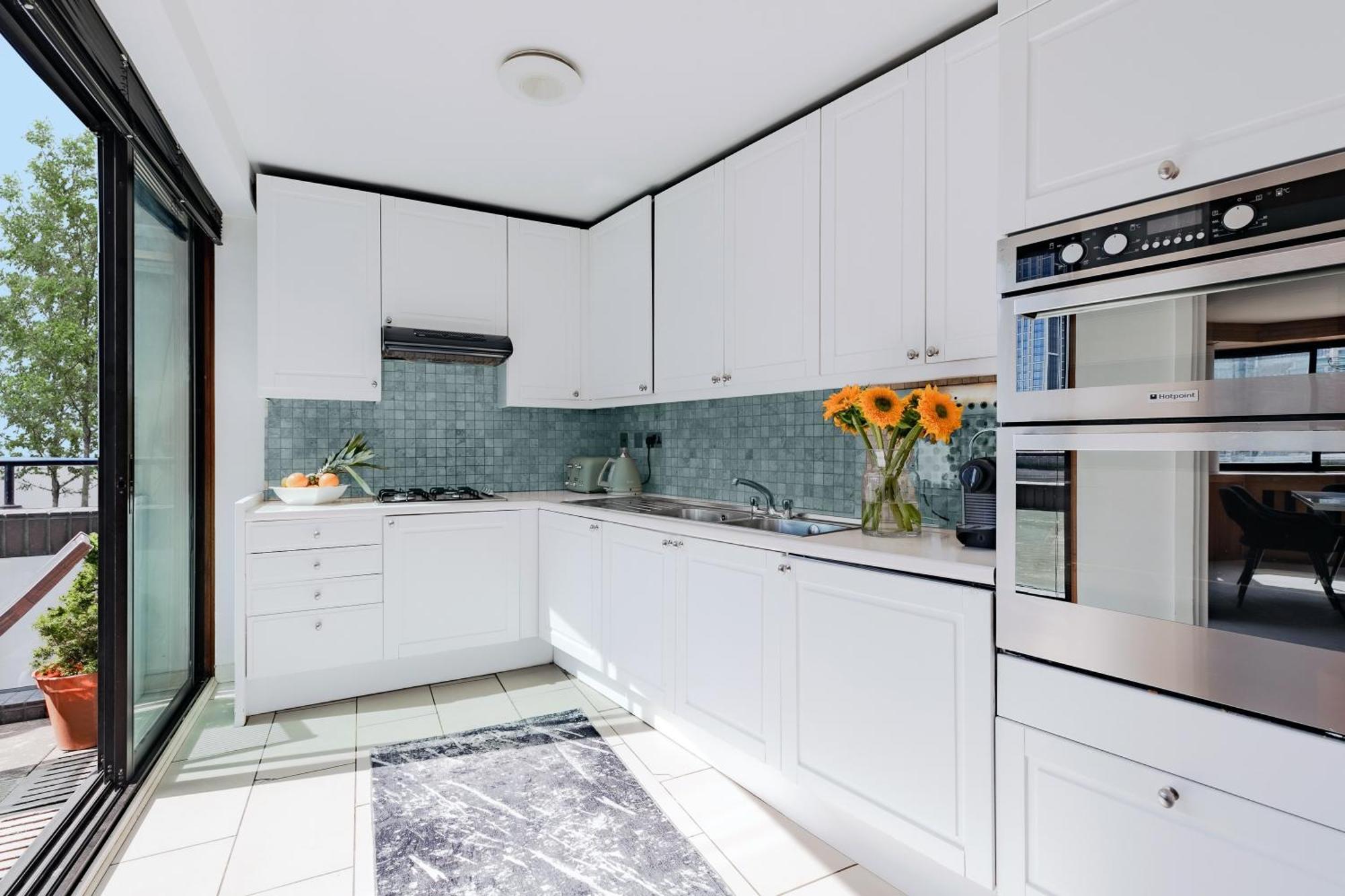 Appartement Divine Views From A Breathtaking Luxxe Penthouse For A Gracious Life Style